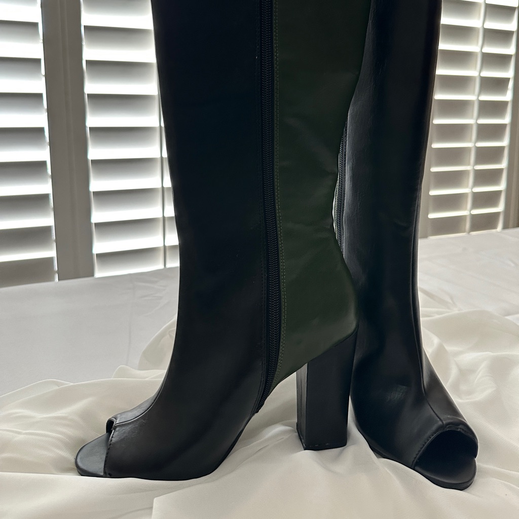 Beau  Ashe Shakira Black And Olive Boots Size 8